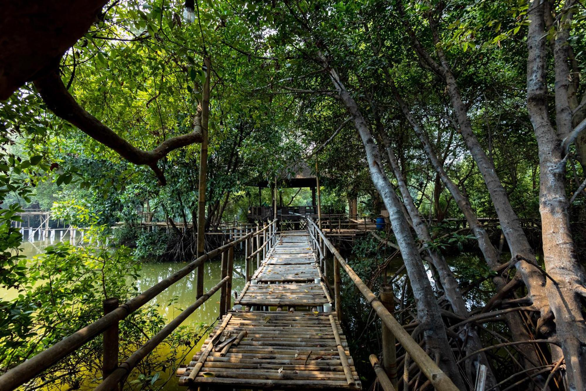 Reddoorz Resort @ Taman Wisata Mangrove Jakarta Extérieur photo